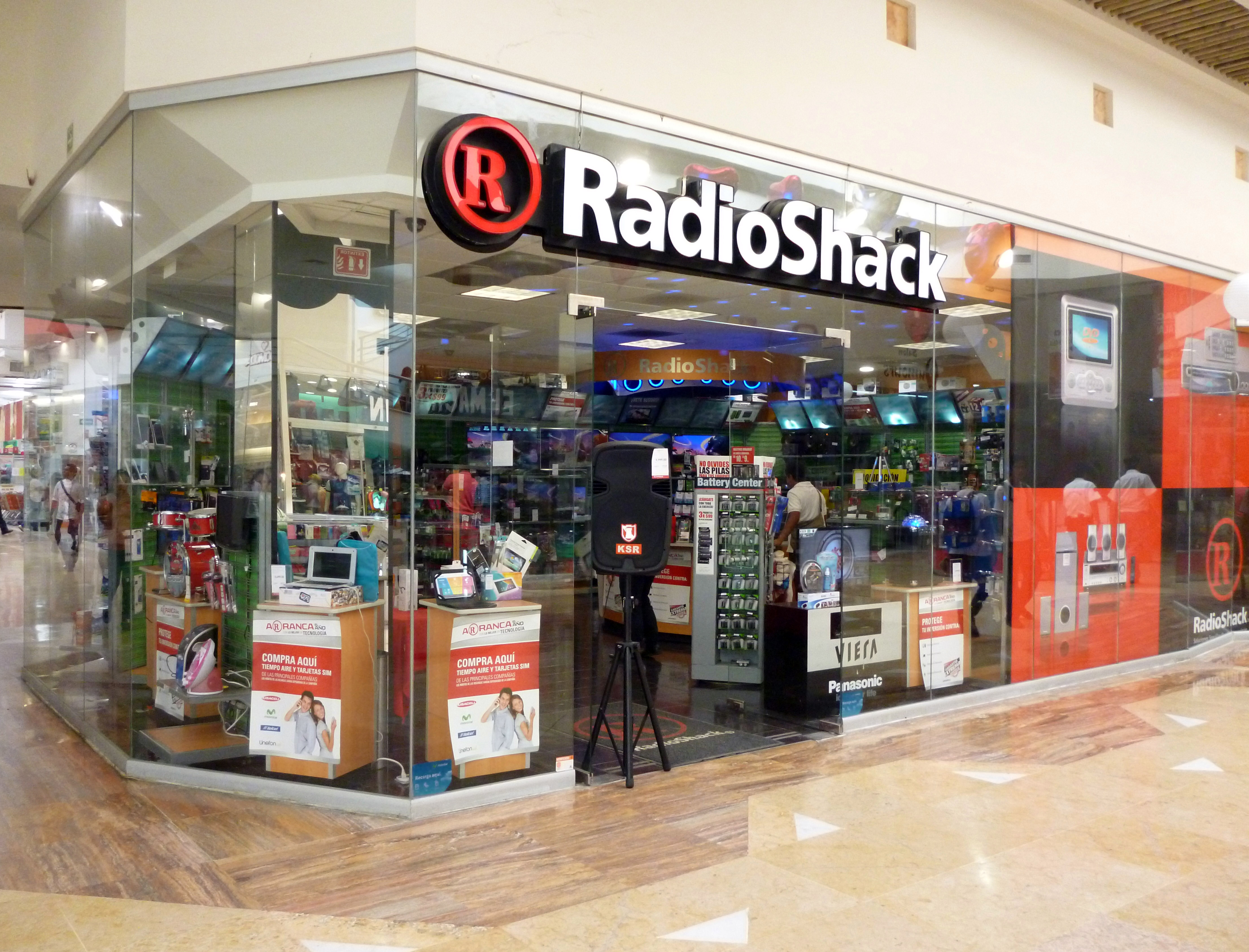 Puerto_Vallarta_Radio_Shack.jpg