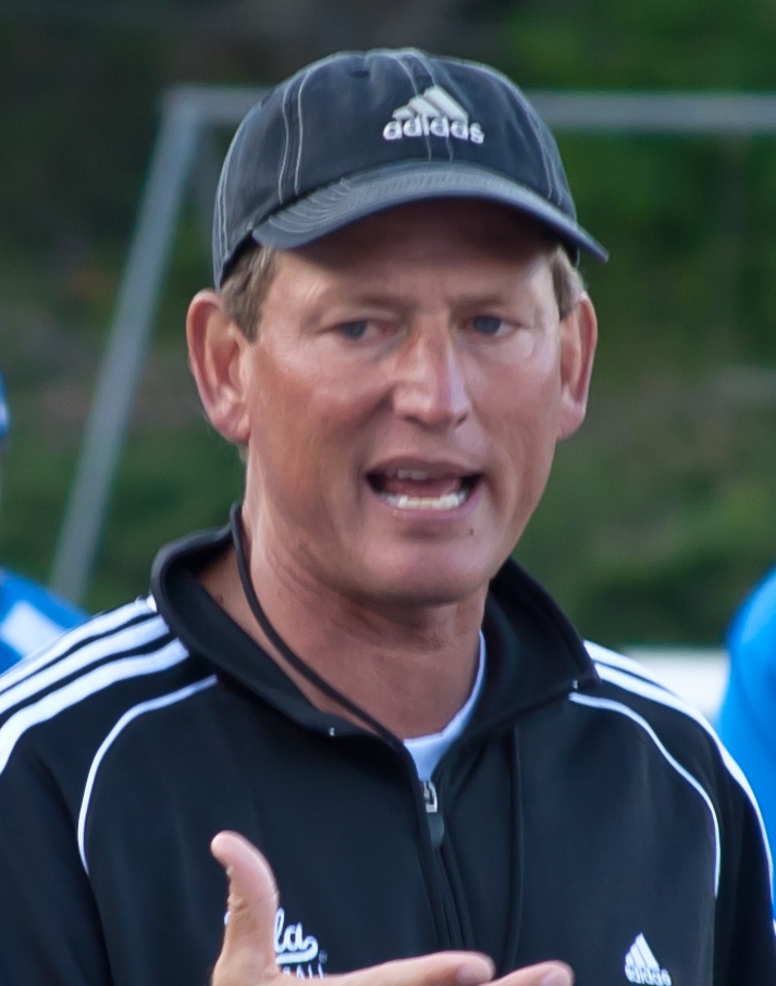 Rick_Neuheisel_at_UCLA_2011_spring_game.jpg