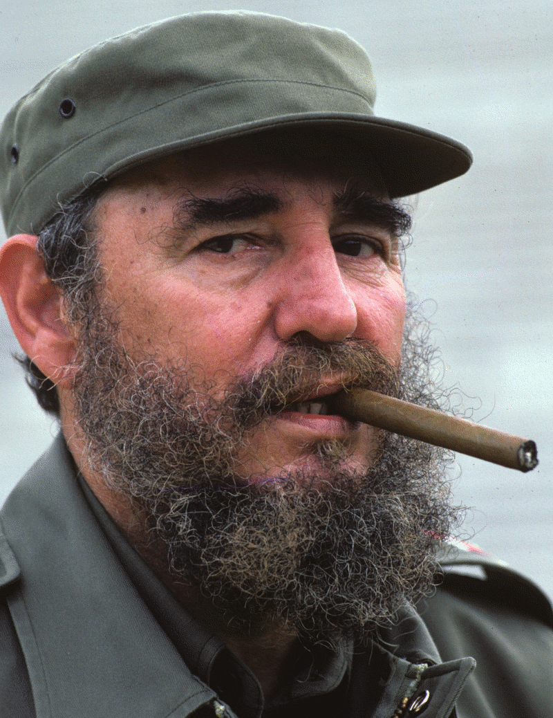 castro-cigar.gif