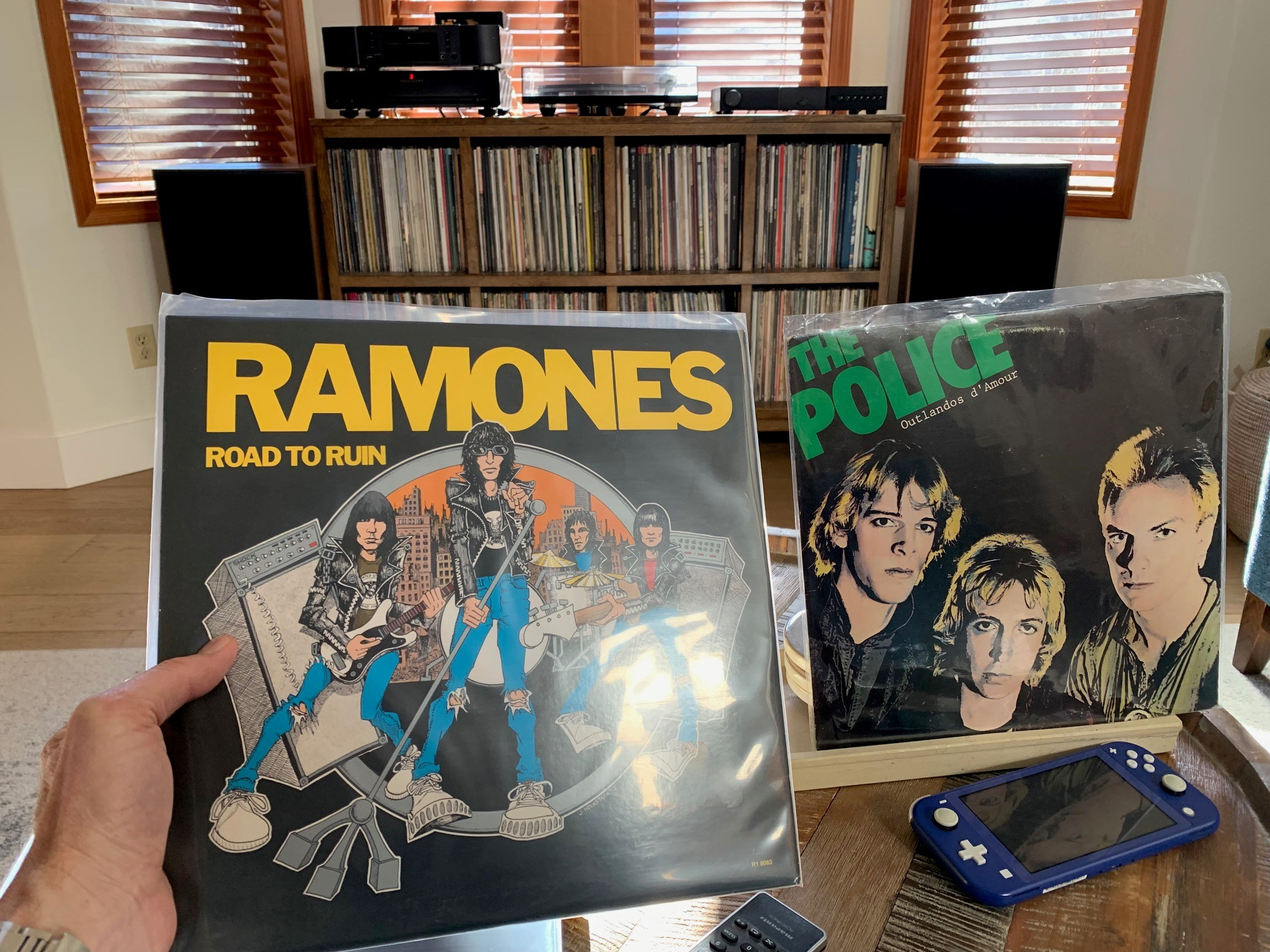 ramones.jpg
