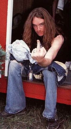 c178beefe1a6613e441b59d58392df14--cliff-burton-thrash-metal.jpg