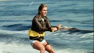 fonzie_jumps_the_shark2.jpg
