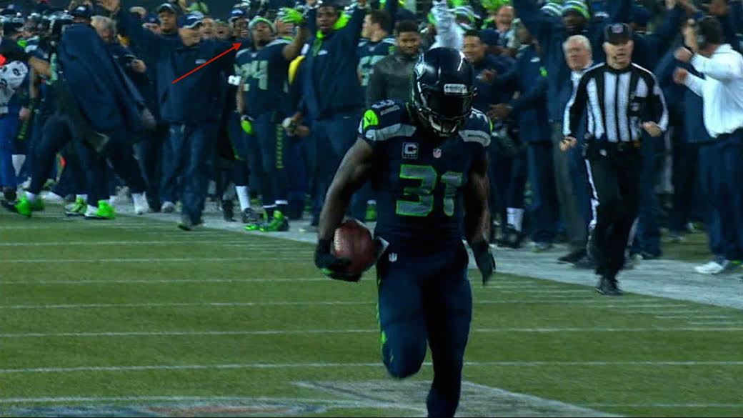 B7Cu6FoCQAExGeP.jpg:large