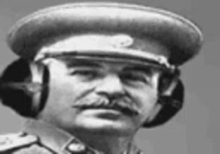 stalin-stalin-headphones.gif