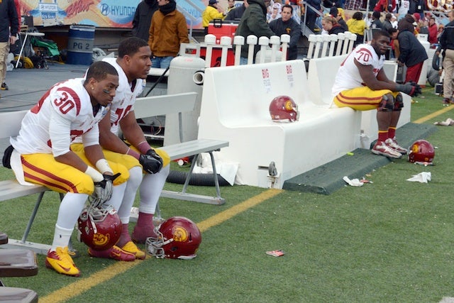 USC-Locker-Room-Sun-Bowl-Fight.jpg