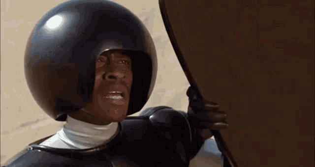 spaceballs-comb-the-desert.gif