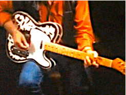 tumblr_mosg3lRfZ91relg8bo10_250.gifv