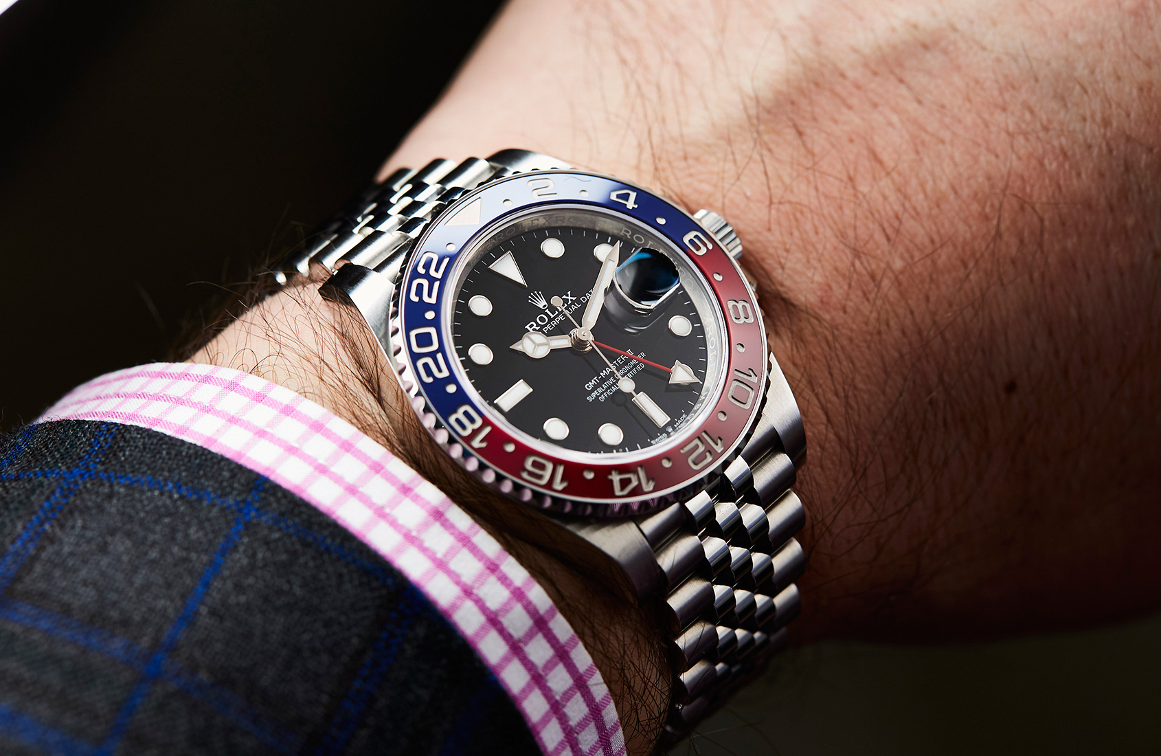 Rolex-GMT-Pepsi-126710-BLRO-5.jpg