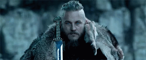 ragnar-vikings.gif