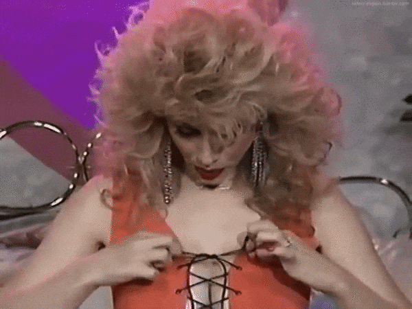 tumblr_oyi9t15GI41ukwh7so1_640.gifv