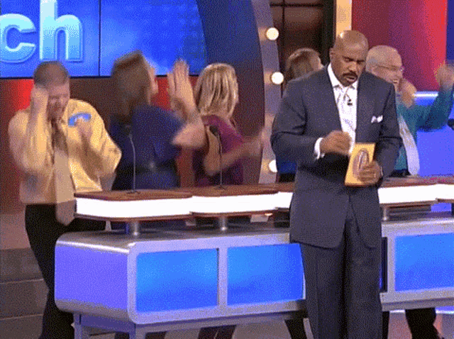 family-feud-steve-harvey.gif