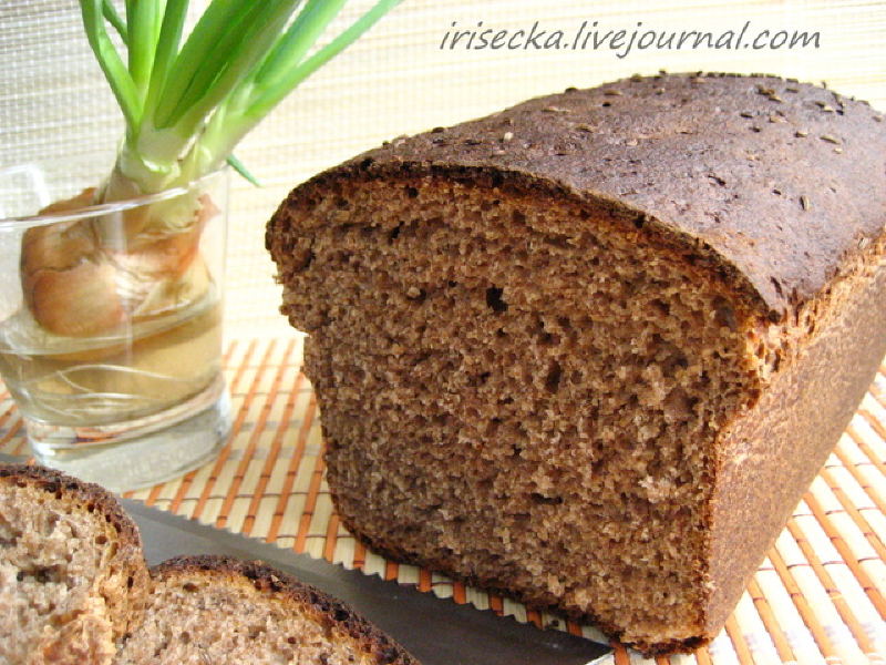 bread-black-irisecka-lj.jpg