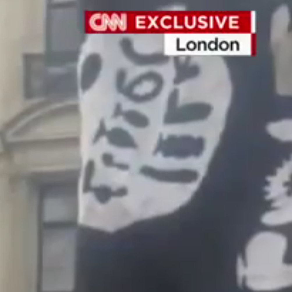 27-CNN-ISIS-dildo-flag.w529.h529.2x.png