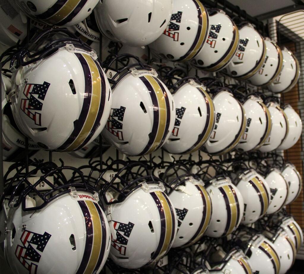 BYkmJxACEAAnGbu.jpg:large