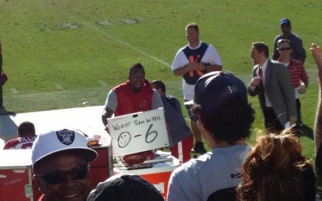 Darnell-Dockett-homemade-sign-Raiders.jpg